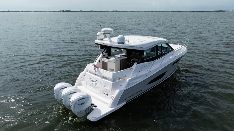 Lady G Yacht Photos Pics Regal XO 38 Lady G- Profile