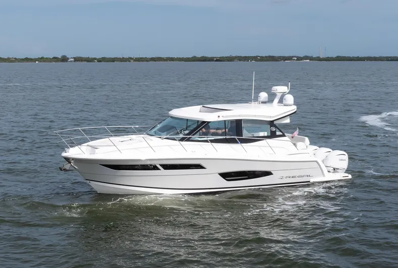 Lady G Yacht Photos Pics Regal XO 38 Lady G- Profile