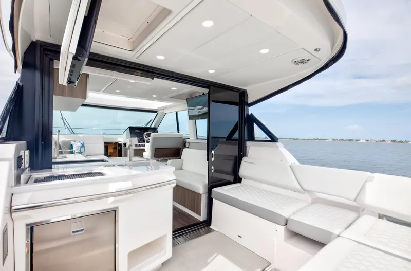 Lady G Yacht Photos Pics Regal XO 38 Lady G- Salon