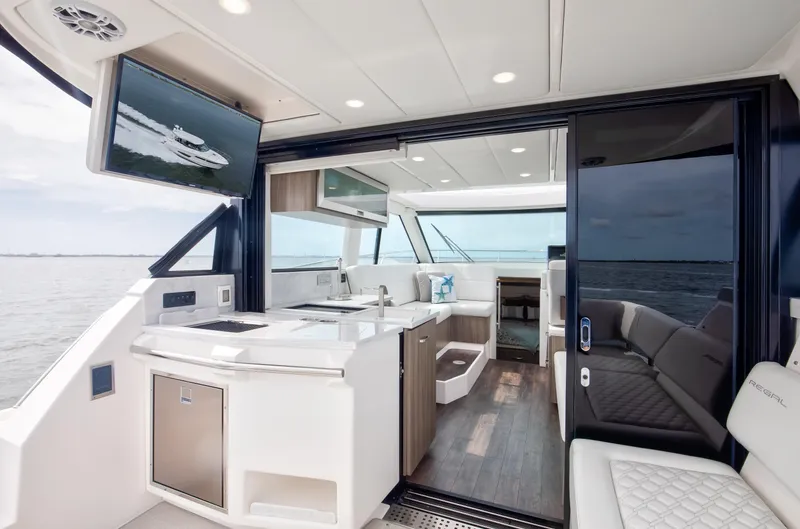 Lady G Yacht Photos Pics Regal XO 38 Lady G- Salon