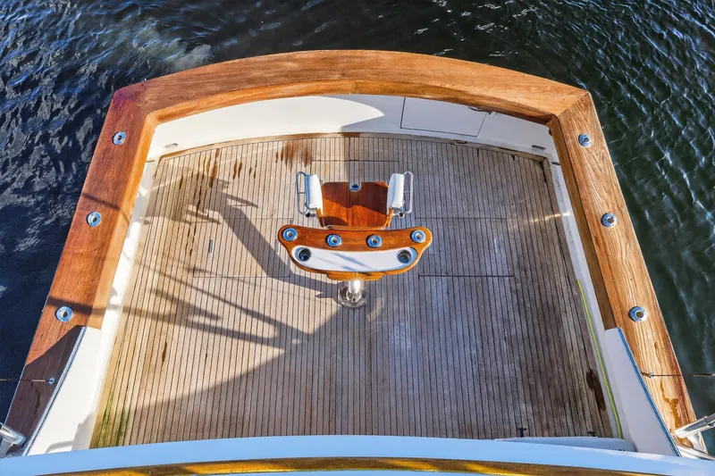 Cherin III Yacht Photos Pics Cockpit