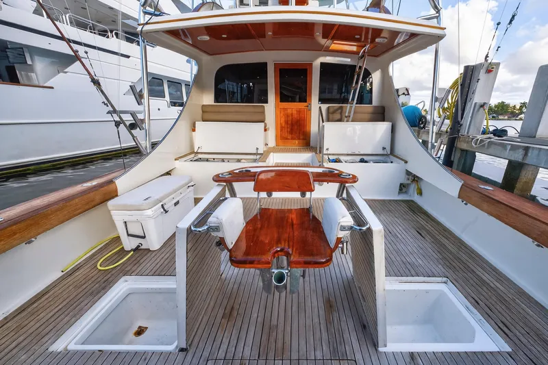 Cherin III Yacht Photos Pics Cockpit fish boxes