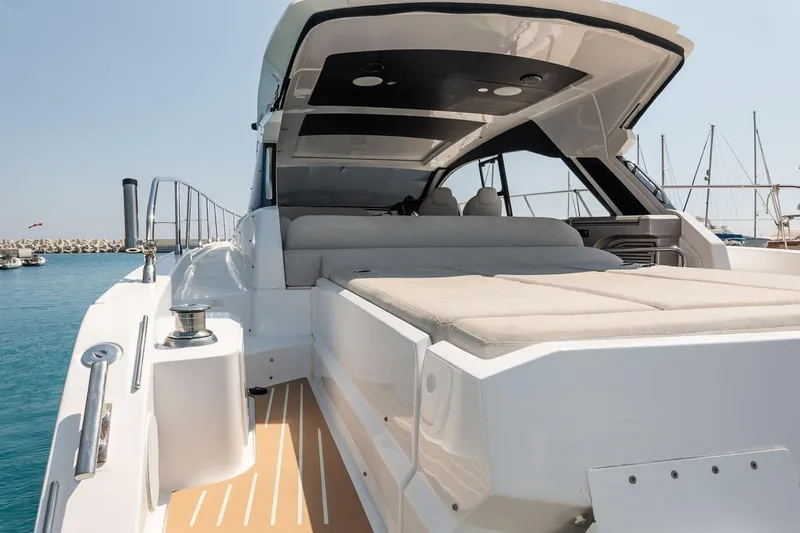 Rogue 33 Yacht Photos Pics 2019 Azimut Atlantis 51 yacht with spacious deck and luxurious seating.