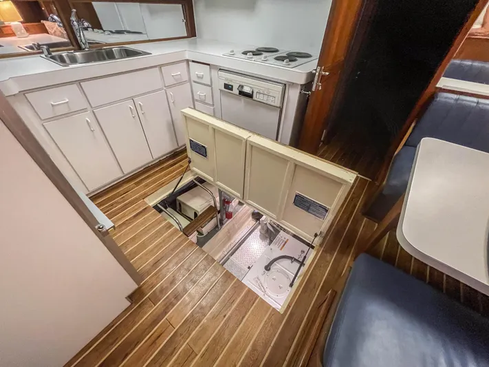 Starfire Yacht Photos Pics Generator