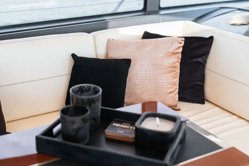 V52 Yacht Photos Pics 