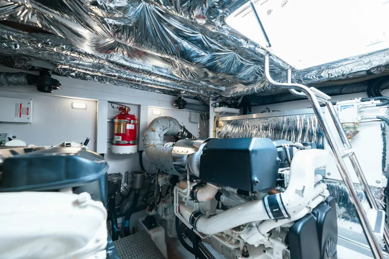 V52 Yacht Photos Pics 