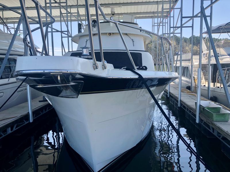 1985 Hatteras 53 Extended Deckhouse Motor Yacht
