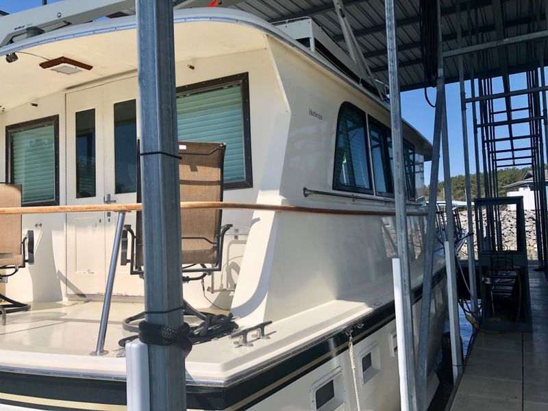 1985 Hatteras 53 Extended Deckhouse Motor Yacht
