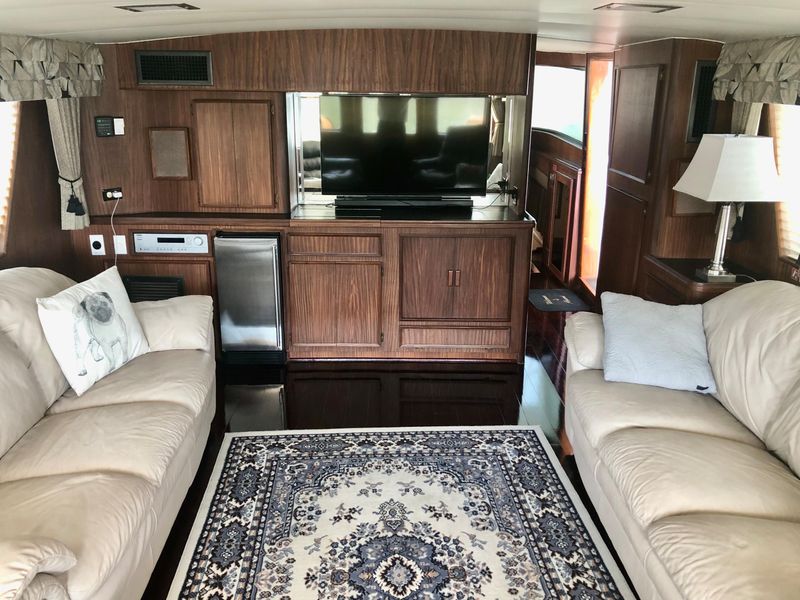 1985 Hatteras 53 Extended Deckhouse Motor Yacht