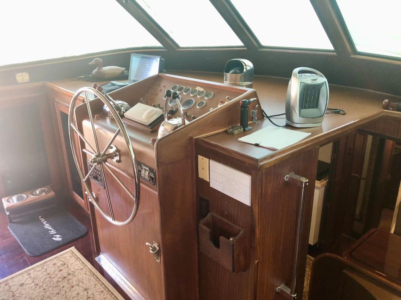 1985 Hatteras 53 Extended Deckhouse Motor Yacht