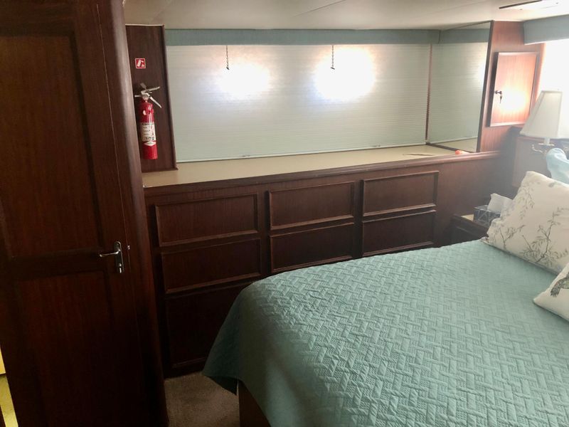 1985 Hatteras 53 Extended Deckhouse Motor Yacht