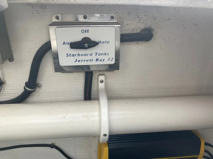 Susan Dee Yacht Photos Pics 