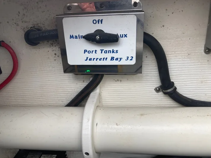 Susan Dee Yacht Photos Pics 