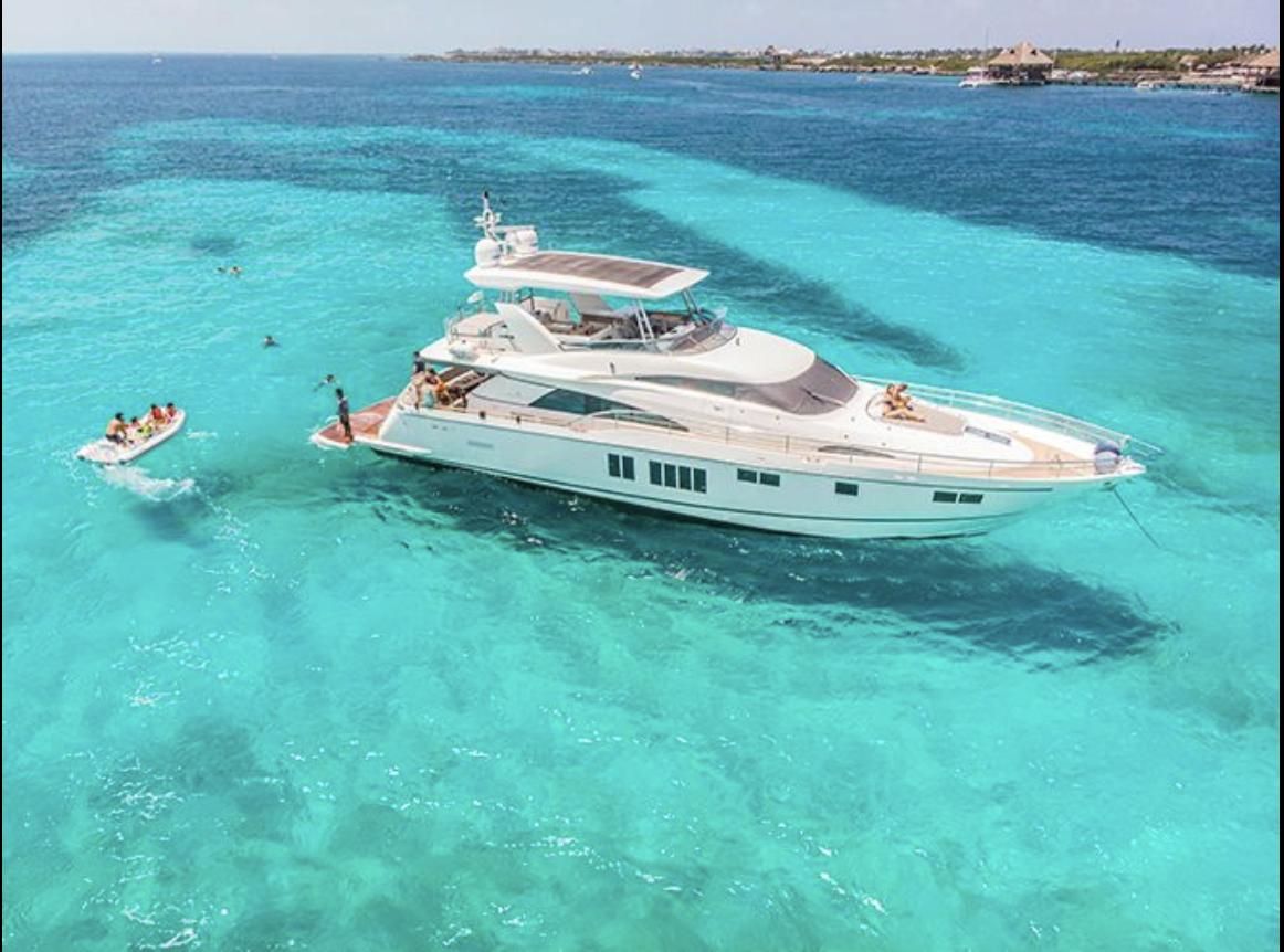 2014 Fairline 78 