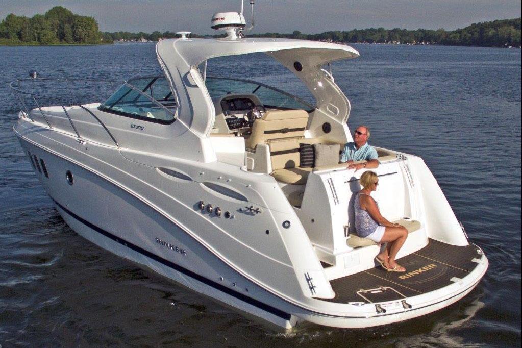 Rinker EX 370