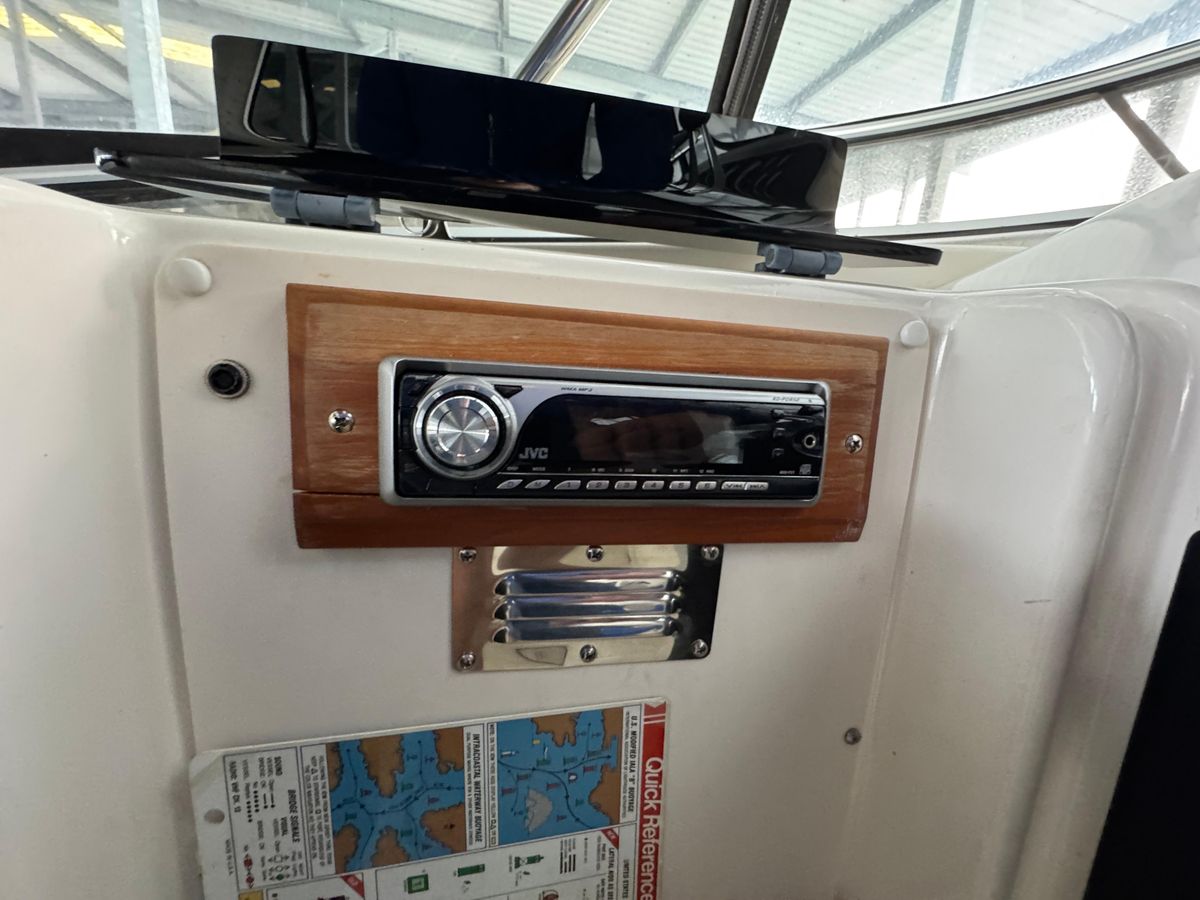 2005 Meridian 49 