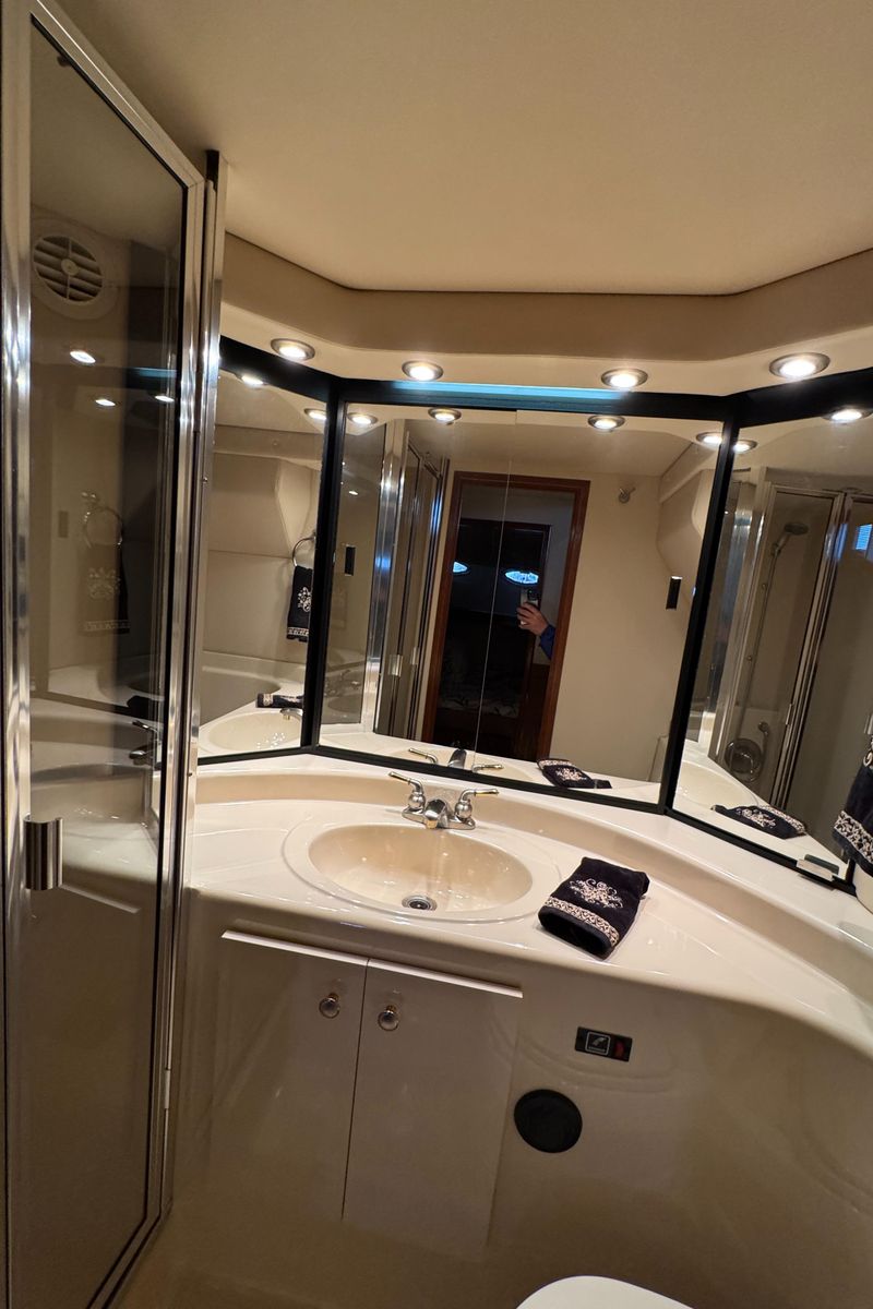 2005 Meridian 49 