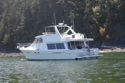 Meridian 490 Pilothouse