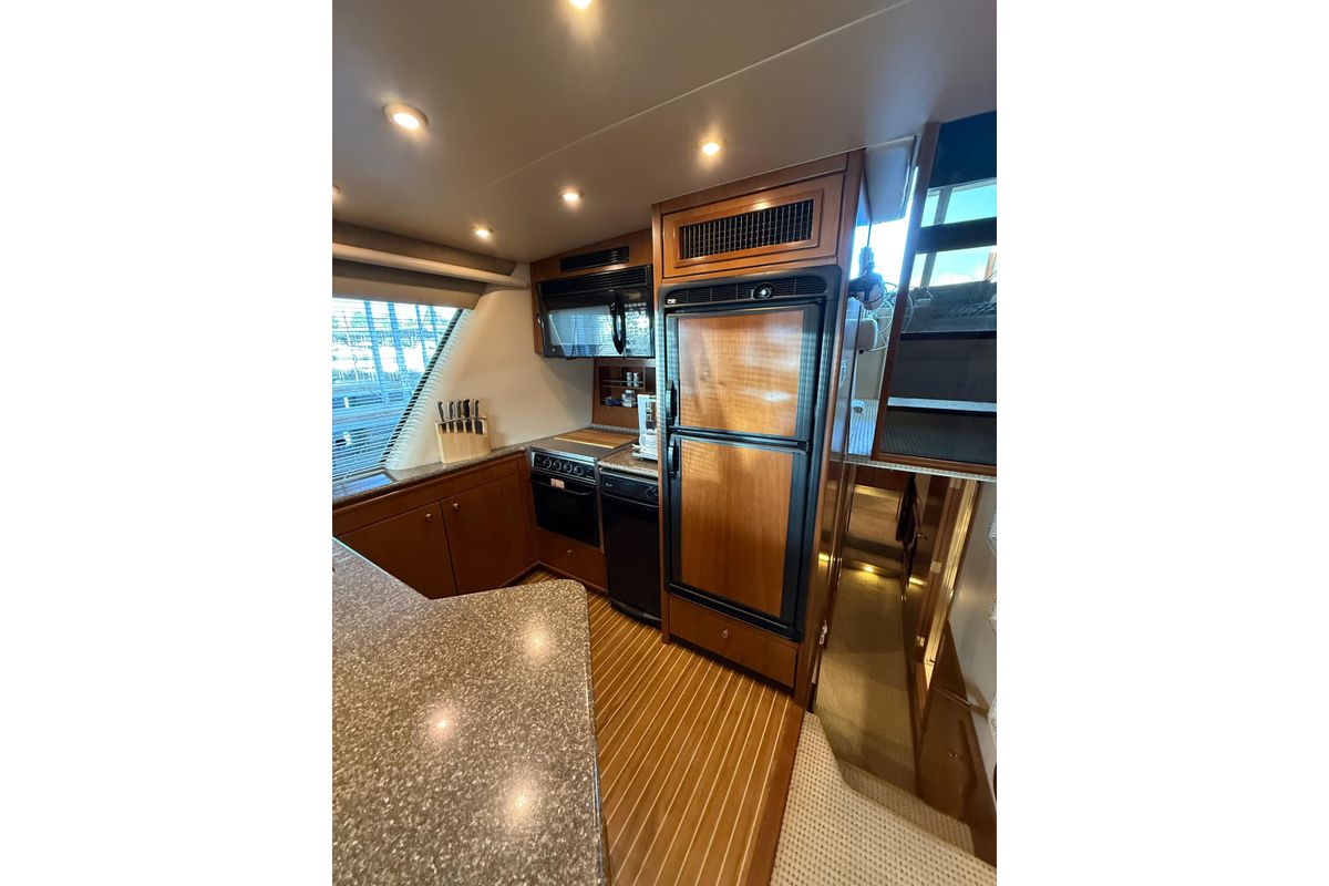 2005 Meridian 49 