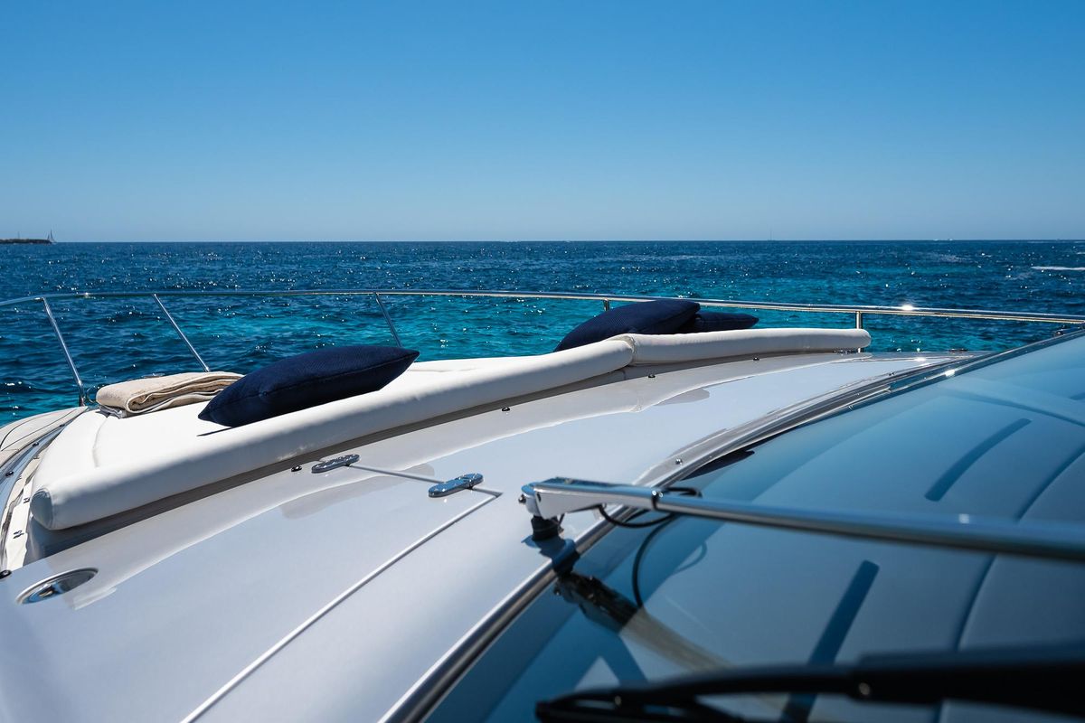 2023 Pershing 54 