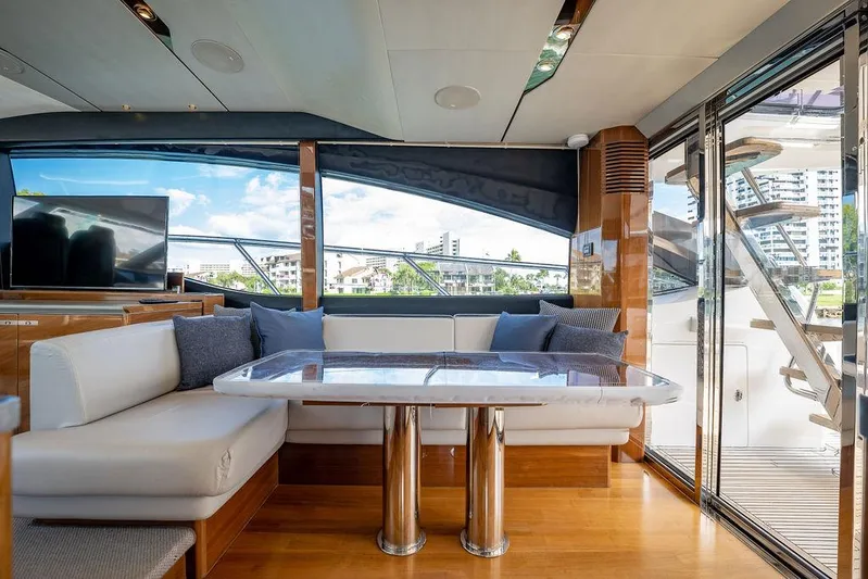 Never Say Never Again Yacht Photos Pics Princess 65 Never Say Never Again - Interior Dinette