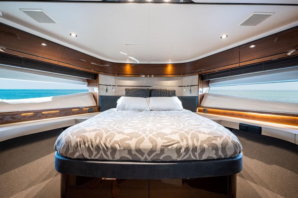 2016 Princess 65 