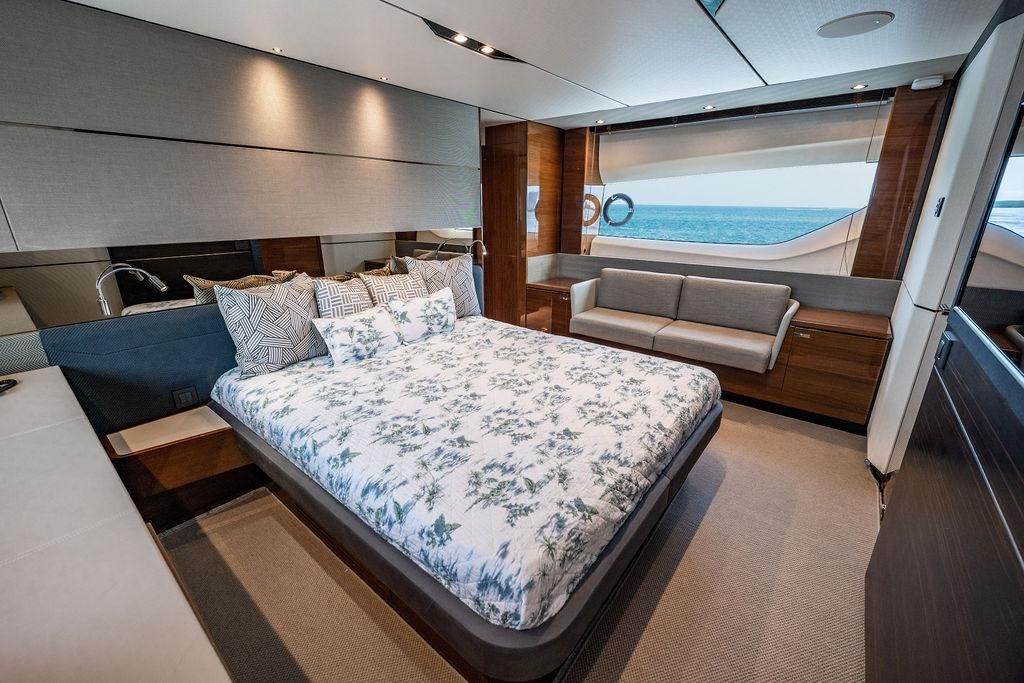 2016 Princess 65 