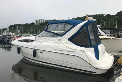 Bayliner 305