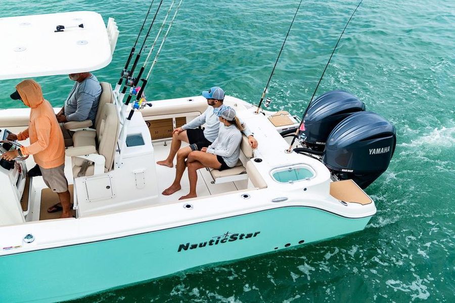 2023 NauticStar 28 XS