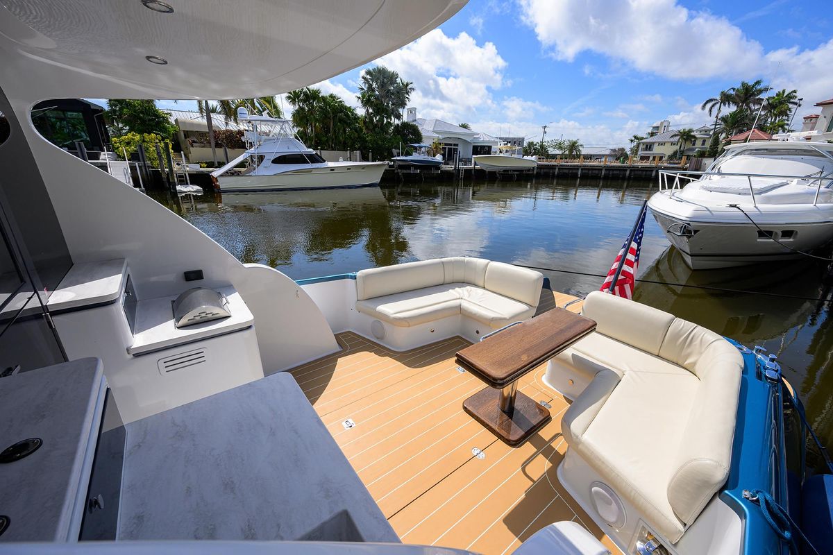 2019 Palm Beach Motor Yachts 50 