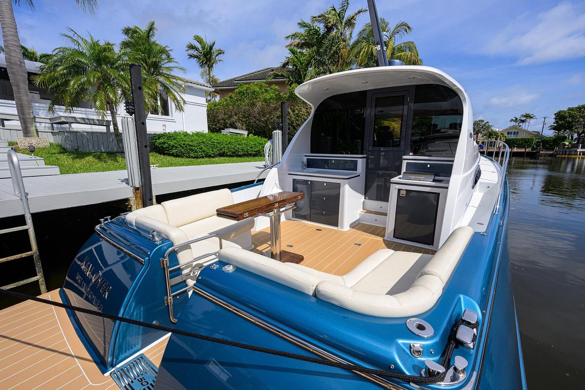 2019 Palm Beach Motor Yachts 50 