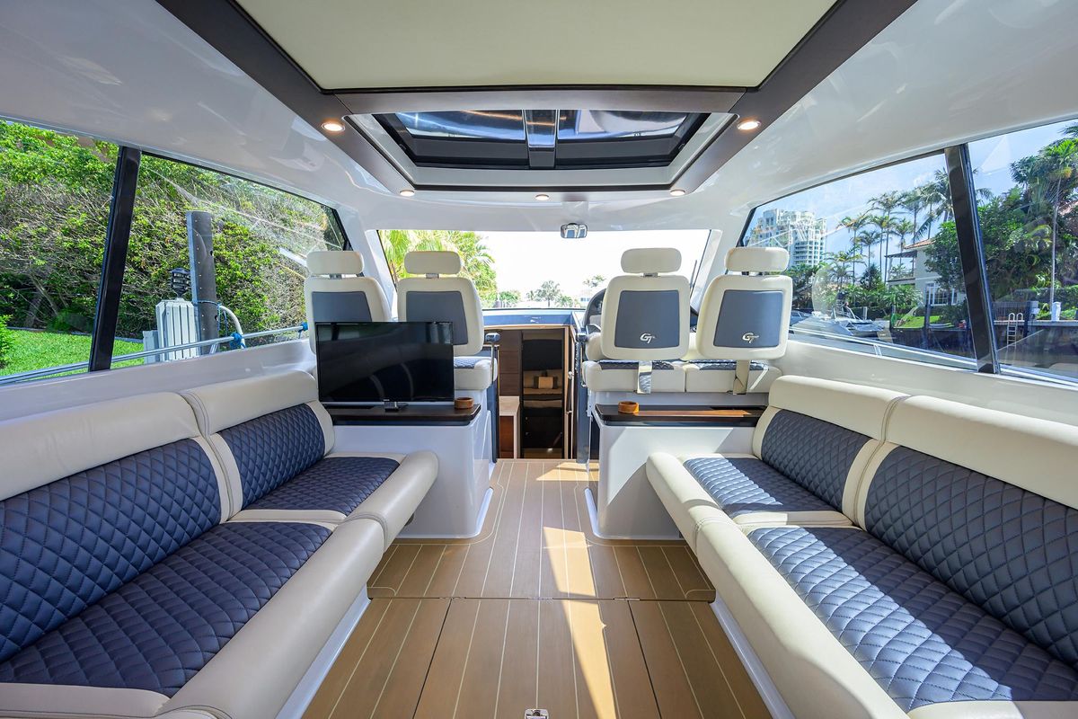2019 Palm Beach Motor Yachts 50 