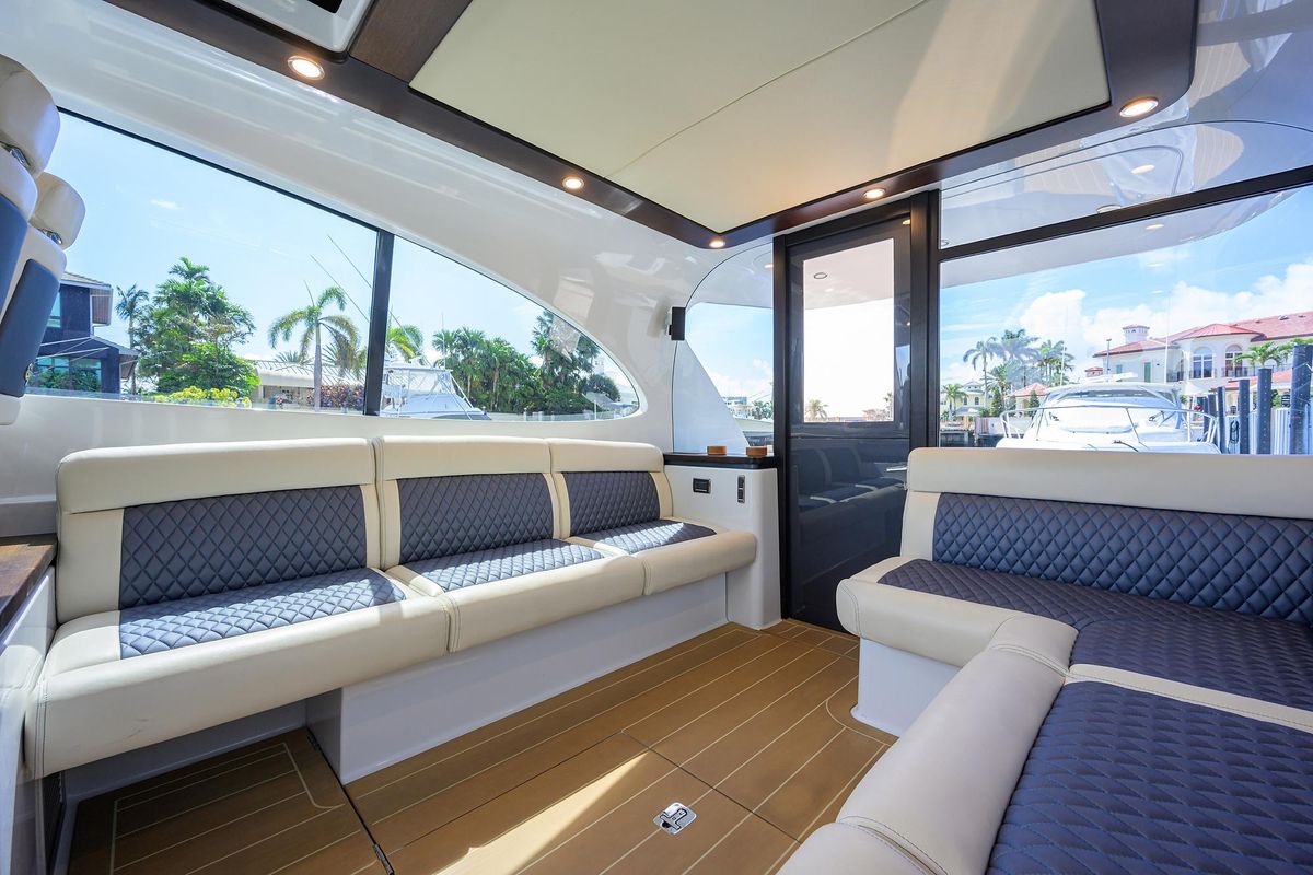 2019 Palm Beach Motor Yachts 50 