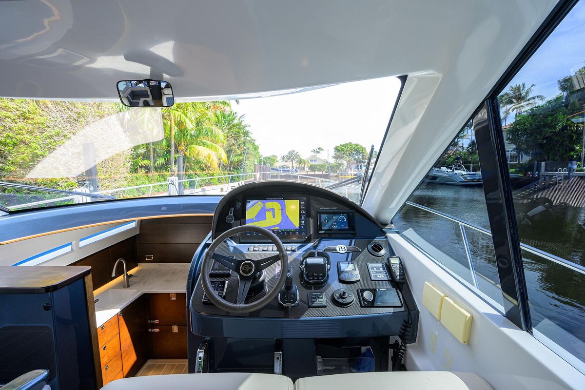 2019 Palm Beach Motor Yachts 50 