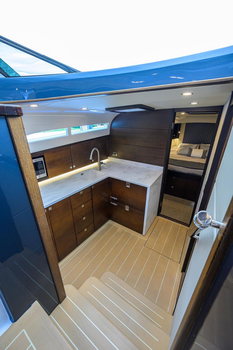 2019 Palm Beach Motor Yachts 50 