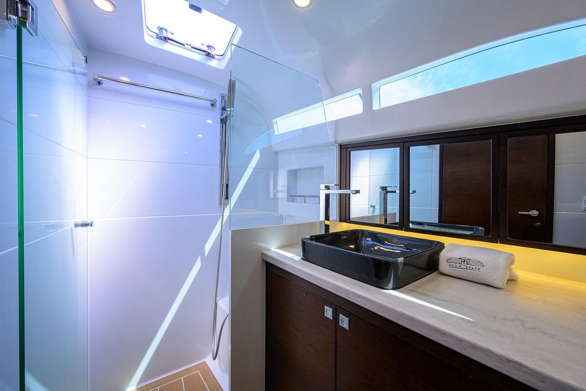 2019 Palm Beach Motor Yachts 50 