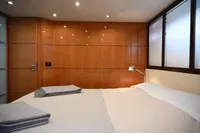 2007 Pershing 56