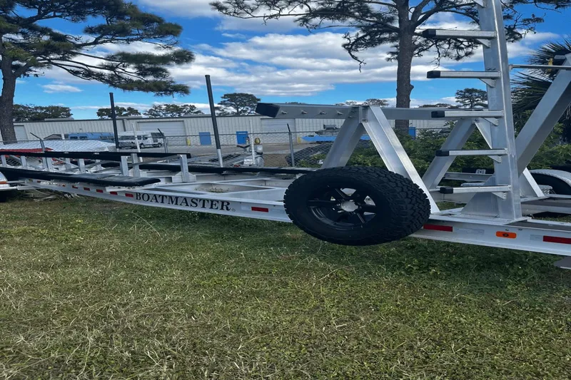 Purr-fect Cat Yacht Photos Pics 