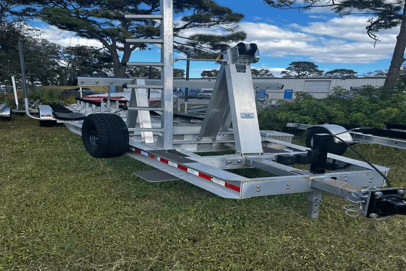 Purr-fect Cat Yacht Photos Pics 