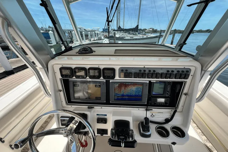 Purr-fect Cat Yacht Photos Pics 