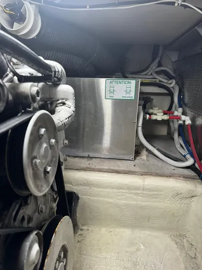 Four Play Yacht Photos Pics New Hot Water Heater