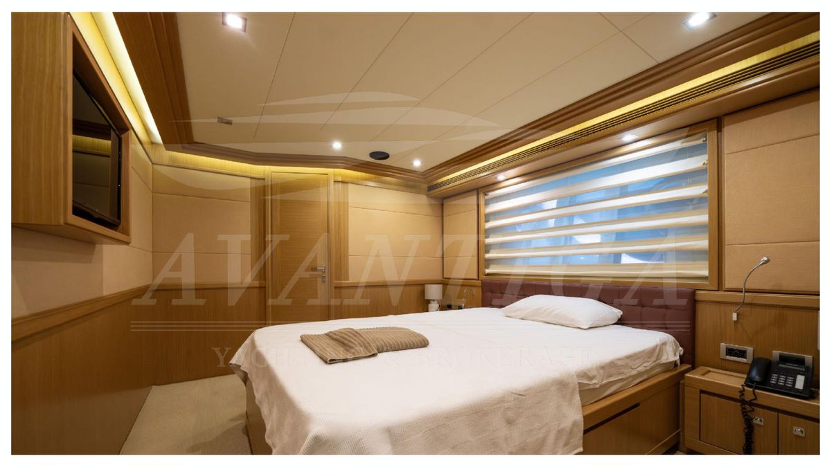 2008 Ferretti Yachts 86 