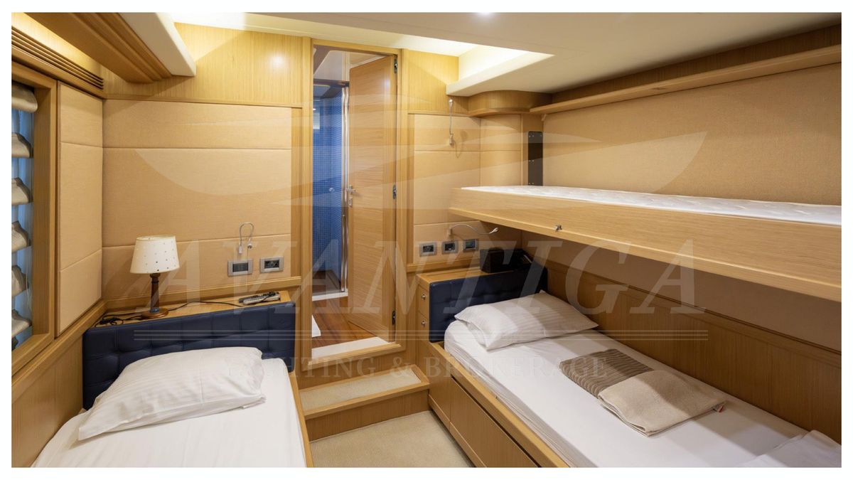 2008 Ferretti Yachts 86 
