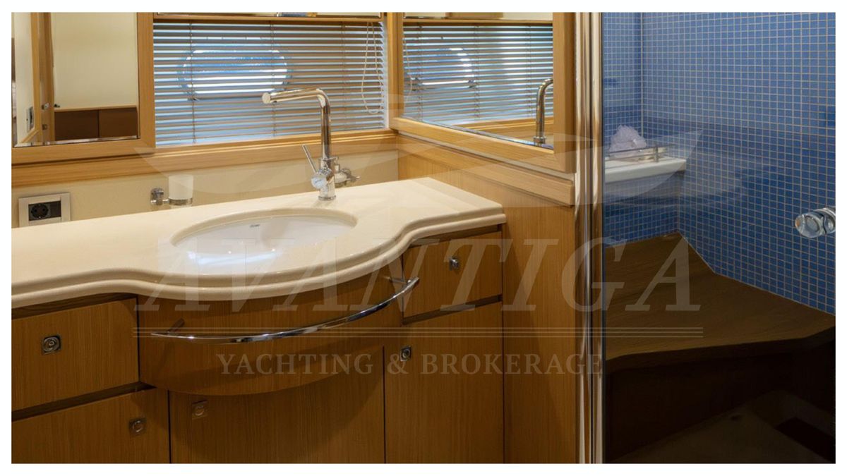 2008 Ferretti Yachts 86 