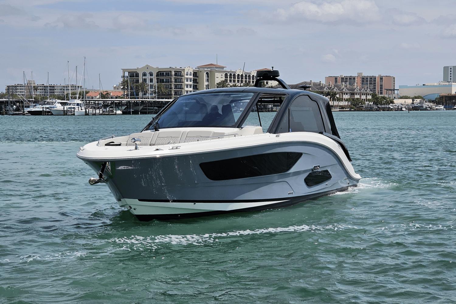 2022 Sea Ray 370 Sundancer Sports Cruiser for sale - YachtWorld