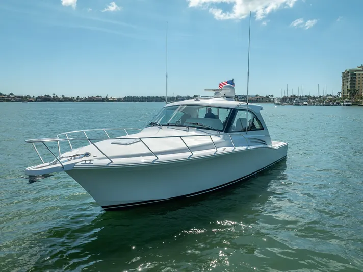 One Shot Yacht Photos Pics 