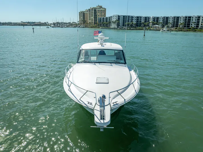 One Shot Yacht Photos Pics 