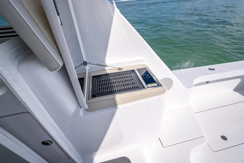 One Shot Yacht Photos Pics 