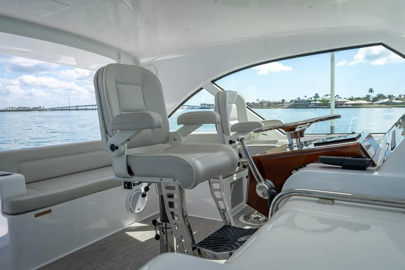 One Shot Yacht Photos Pics 