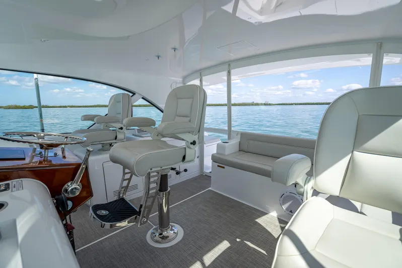 One Shot Yacht Photos Pics 